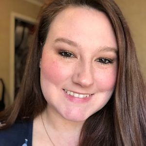 Meet your Posher, Wendy